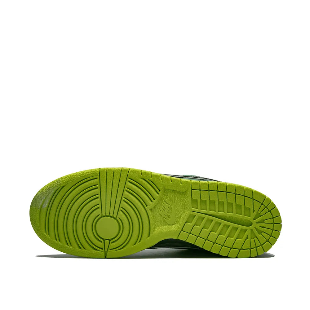 Nike SB Dunk Low Green Lobster